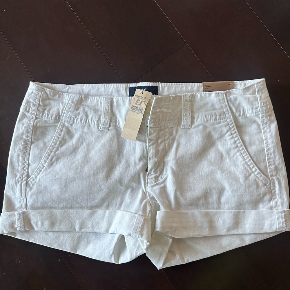 NWT- American Eagle short